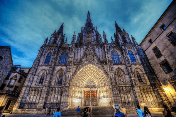 Gothic-Quarter-in-Barcelona