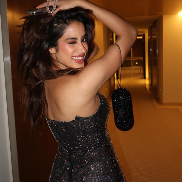 Janhvi Kapoor-aispi