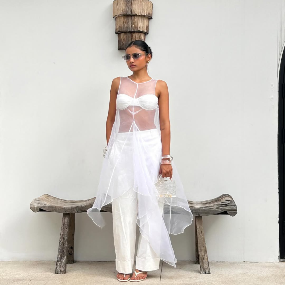 Shubhi Kumar wears AiSPi