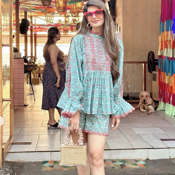Web capture_12-6-2023_114735_www.instagram.com