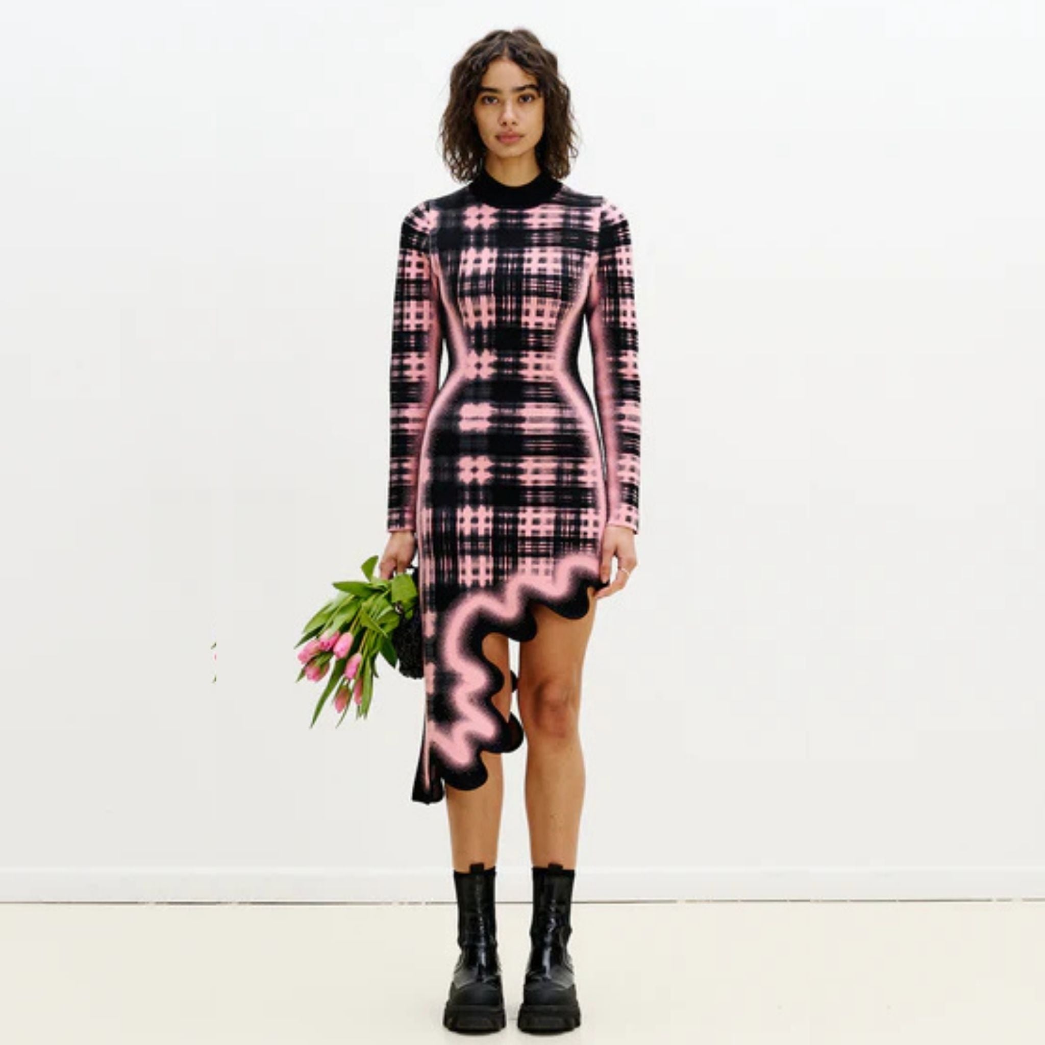 Dobby Long Sleeve Wavy Dress