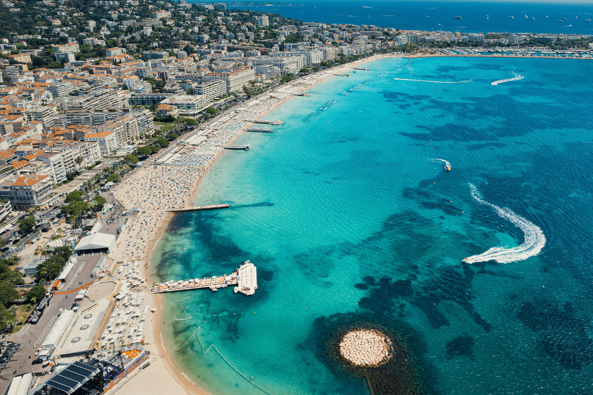 CANNES BOUTIQUE GUIDE