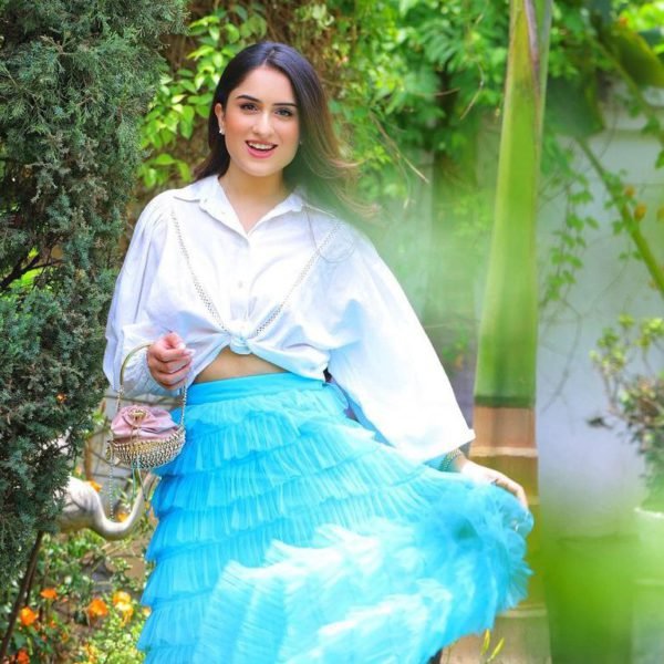 Nikita Vasdev, Rosantica