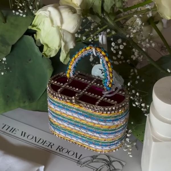 Press - 600 x 600 (2)