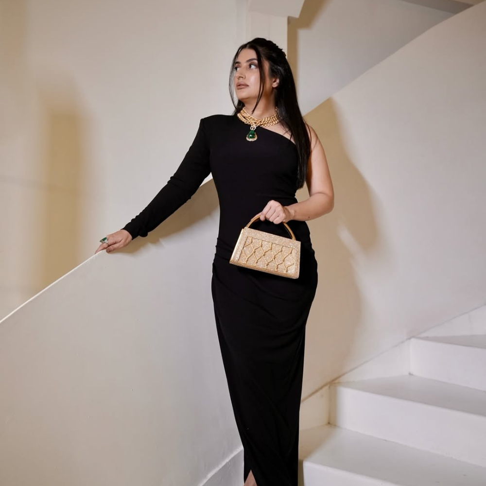 Trishala Sikka spotted carrying Pipatchara