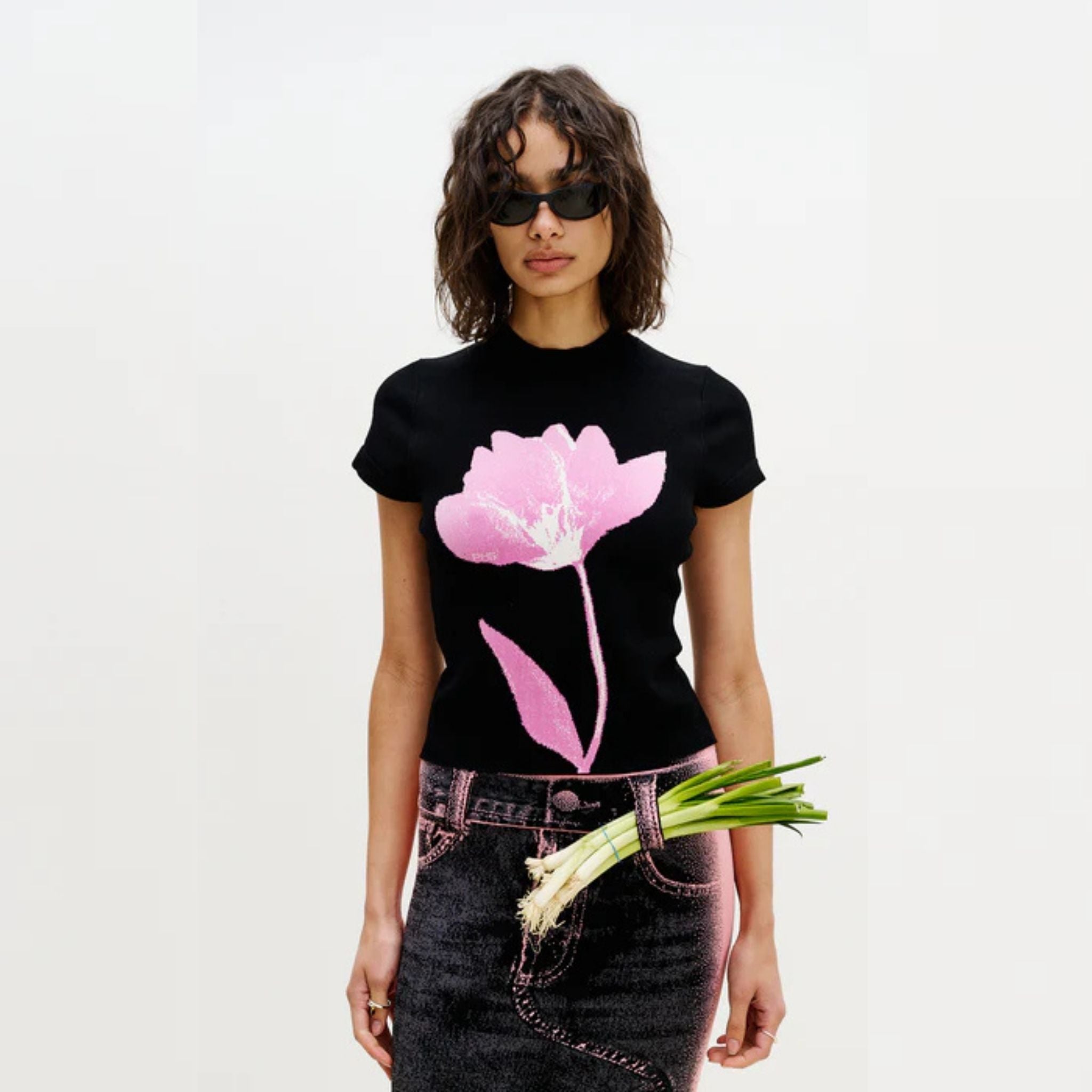 Hana UV Reactive Flower T-shirt