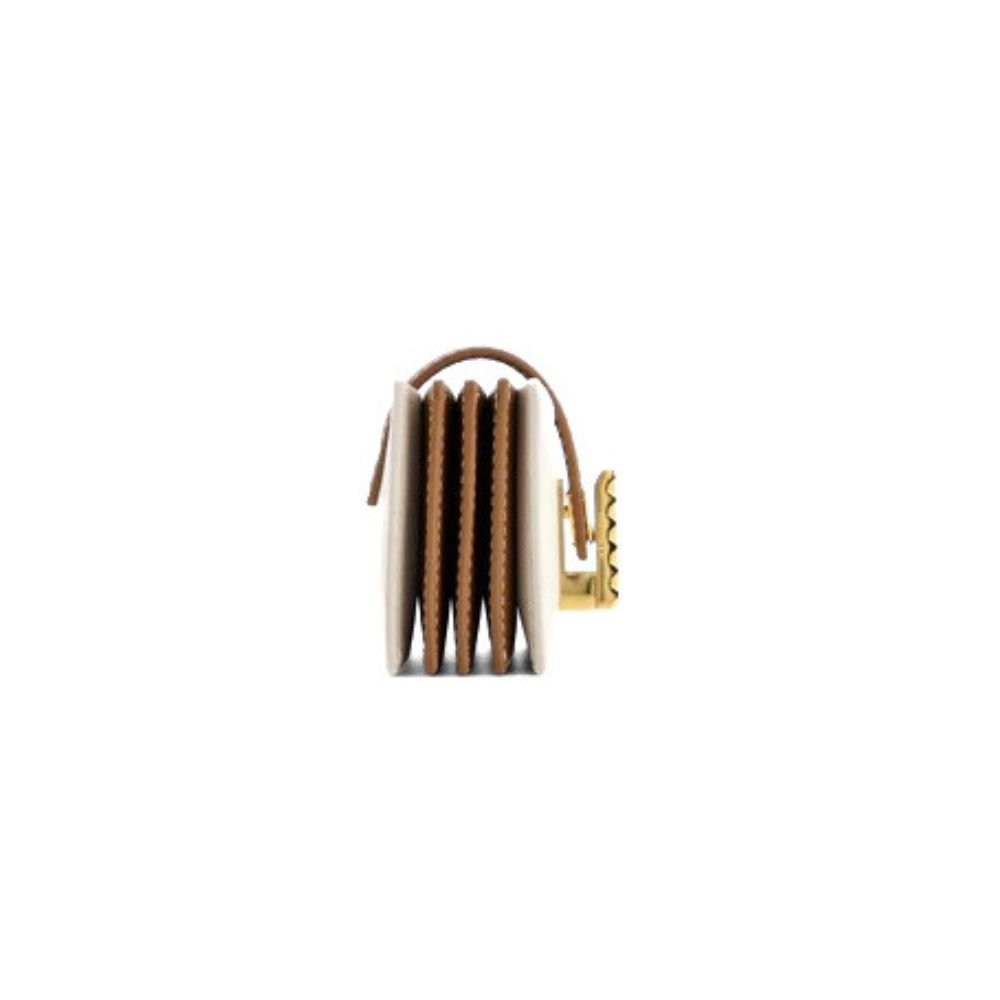 Isla Cardholder - Chèvre Light Cream