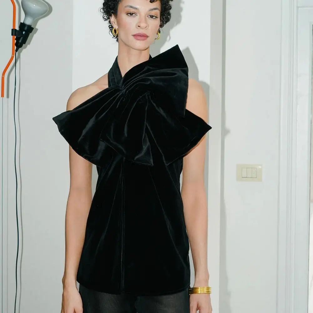 Duchesse Black Velvet Top