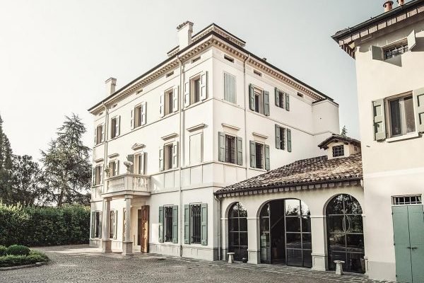 The complete travel guide to Modena and Bologna | AISPI