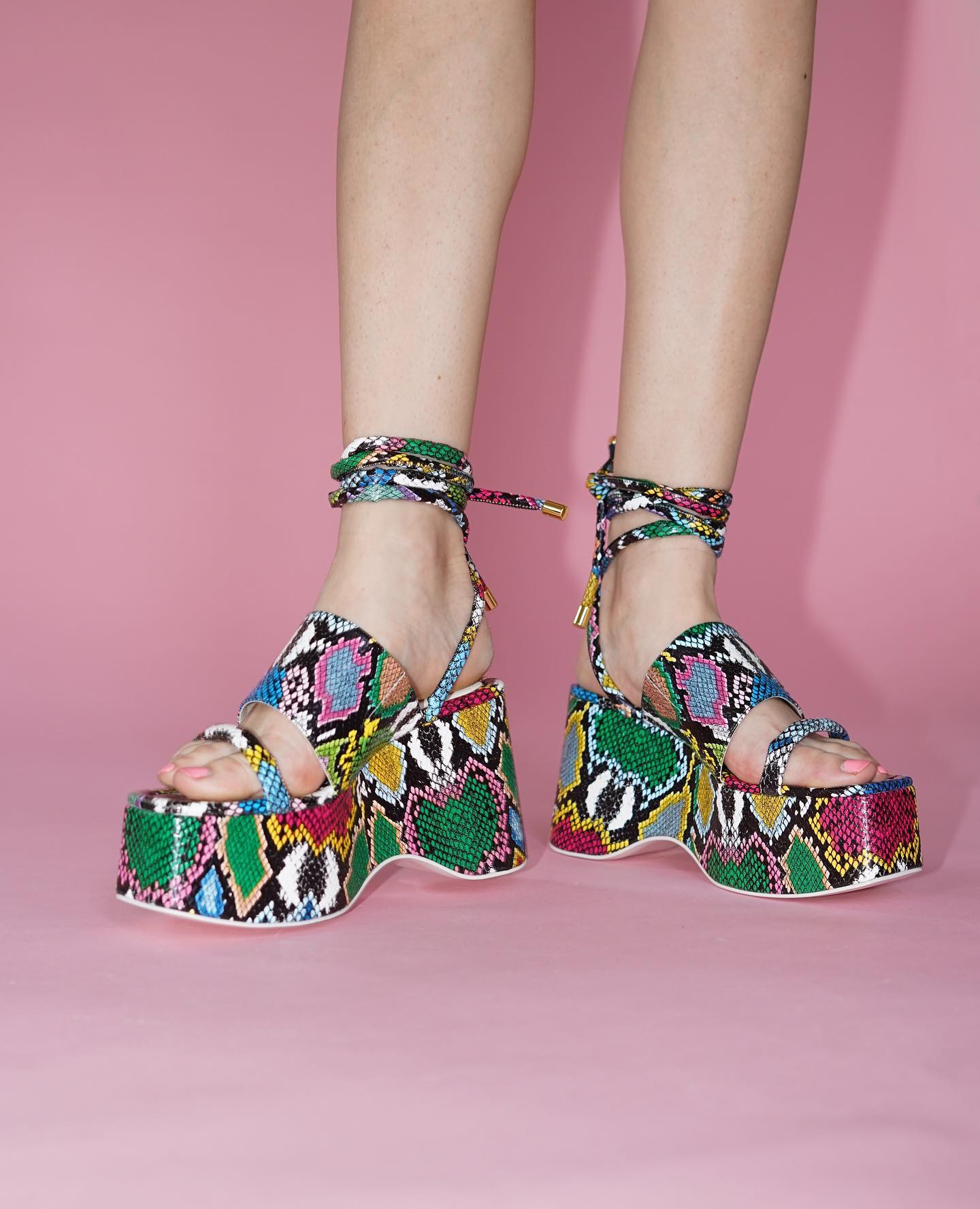 what-do-your-shoes-say-about-your-personality-aispi